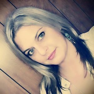 Meet your Posher, Liza